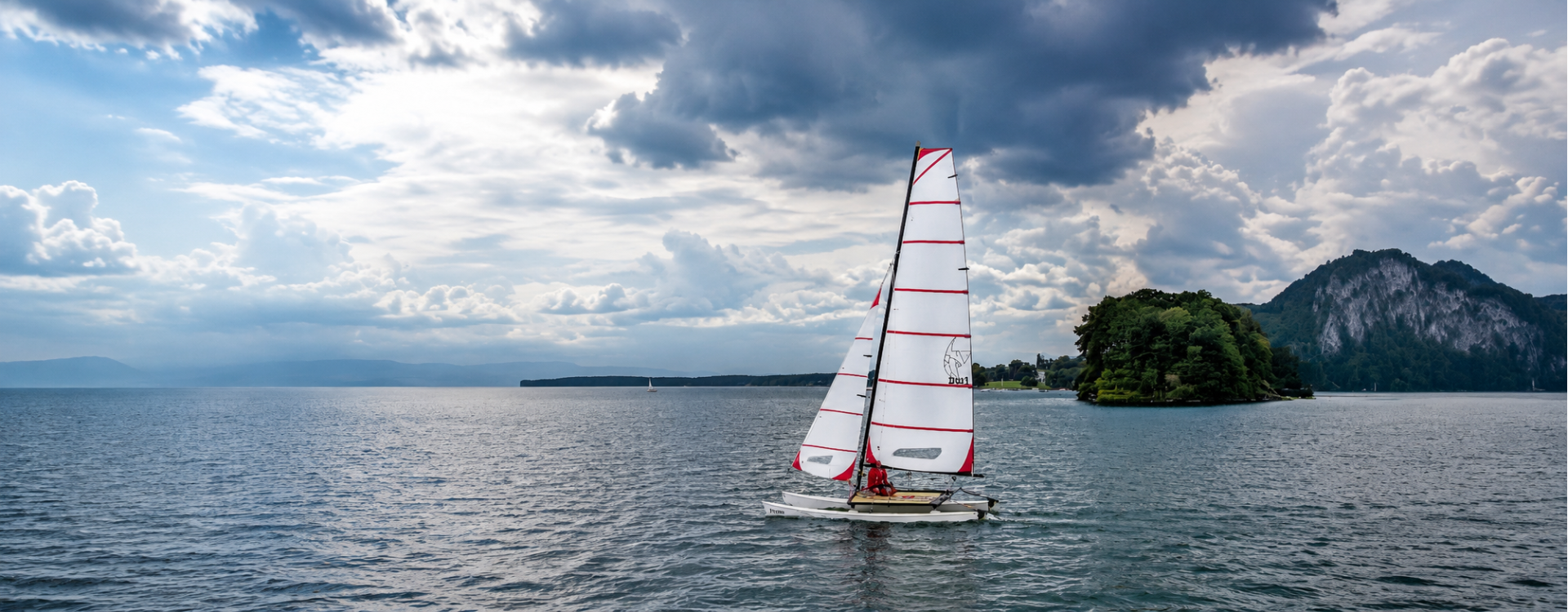 Hobie Cat 16: when should you replace your sails?